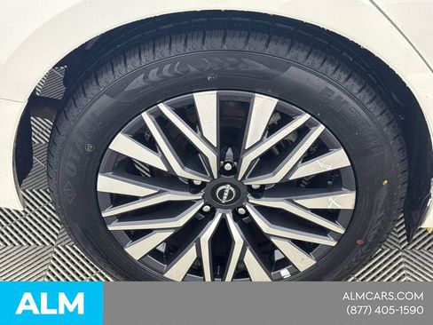 Used 2025 Nissan Altima 2.5 SV FWD image 20