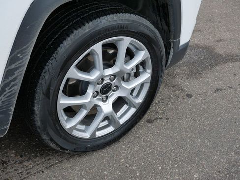 Used 2025 Jeep Compass Limited image 9