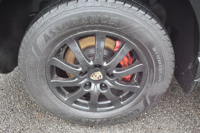 Used 2010 Porsche Cayenne AWD/4WD image 49