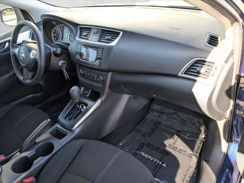 Used 2018 Nissan Sentra S image 21
