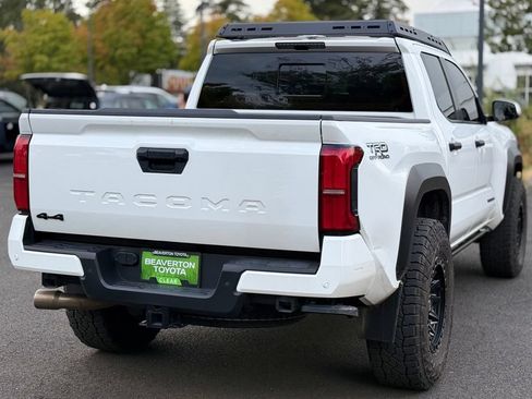 Used 2024 Toyota Tacoma TRD Off-Road w/ TRD Off Road Upgrade Package AWD/4WD image 5