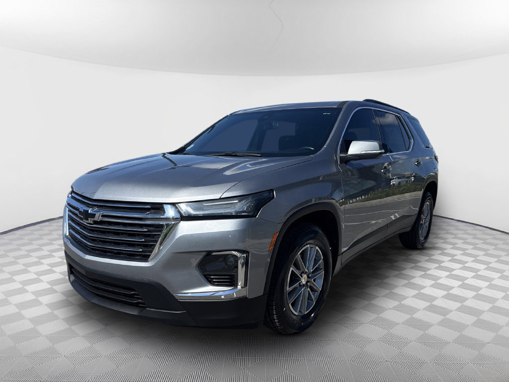 Used 2023 Chevrolet Traverse LT FWD image 5