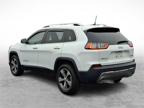 Used 2019 Jeep Cherokee Limited image 4