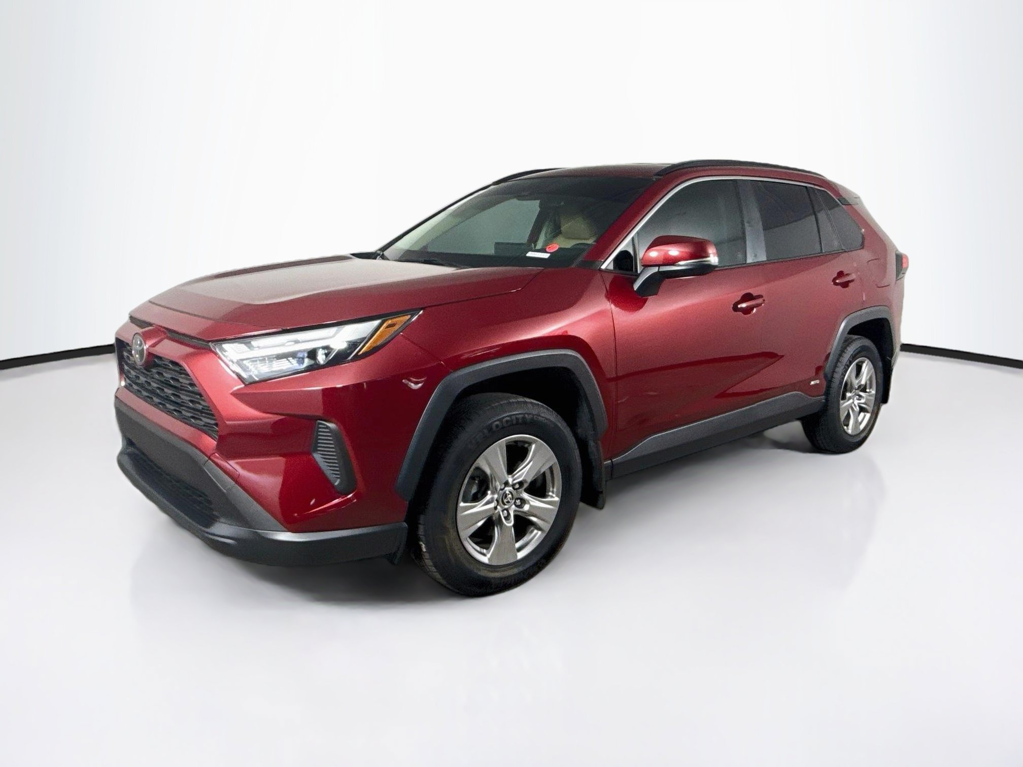 Used 2025 Toyota RAV4 LE AWD/4WD image 9