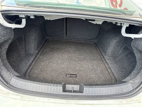 Used 2020 Volkswagen Jetta SEL FWD image 29