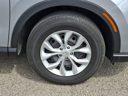 Used 2024 Honda CR-V LX image 8