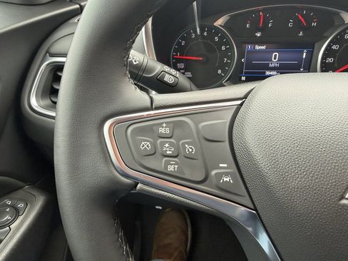 Used 2024 Chevrolet Equinox LT w/ LPO, Floor Liner Package image 18