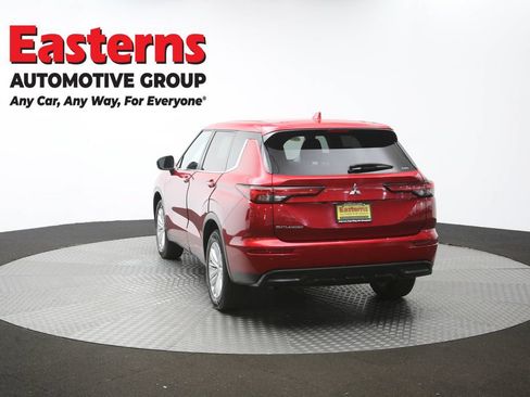 Used 2024 Mitsubishi Outlander ES AWD/4WD image 65