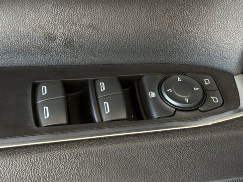 Used 2023 GMC Sierra 1500 Elevation AWD/4WD image 13