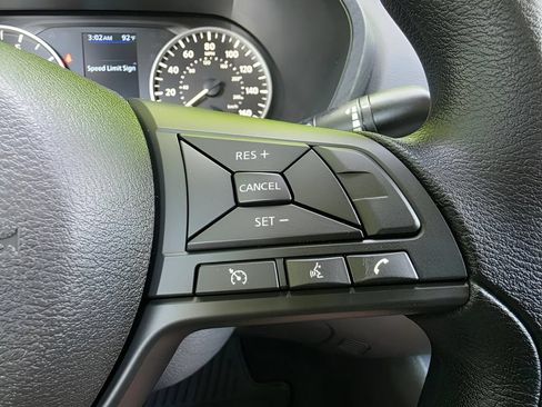 Used 2025 Nissan Sentra S FWD image 16