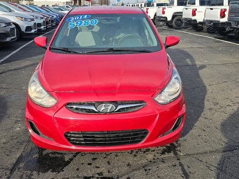 Used 2014 Hyundai Accent GLS image 2