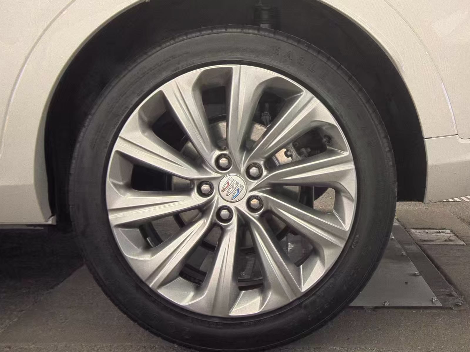 Used 2024 Buick Envista Avenir FWD image 18