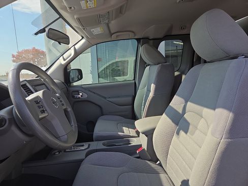 Used 2021 Nissan Frontier S image 8