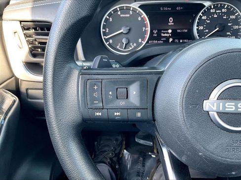 Used 2024 Nissan Rogue S AWD/4WD image 21