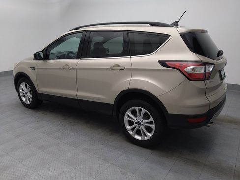 Used 2018 Ford Escape SE w/ SE Sync 3 Package image 3
