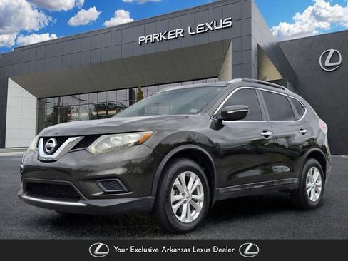Used 2015 Nissan Rogue SV FWD image 1