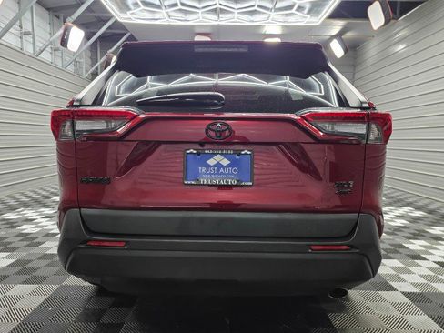 Used 2022 Toyota RAV4 XLE w/ Convenience Package AWD/4WD image 6