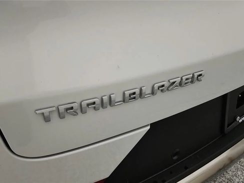 New 2026 Chevrolet TrailBlazer ACTIV w/ Convenience Package image 30