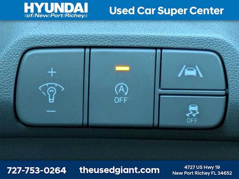 Used 2023 Hyundai Elantra SE w/ Cargo Package FWD image 22