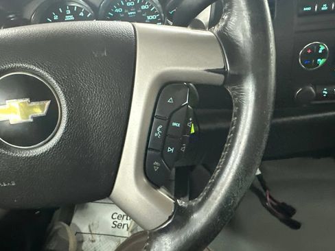 Used 2013 Chevrolet Silverado 2500 LT w/ Interior Plus Package AWD/4WD image 47