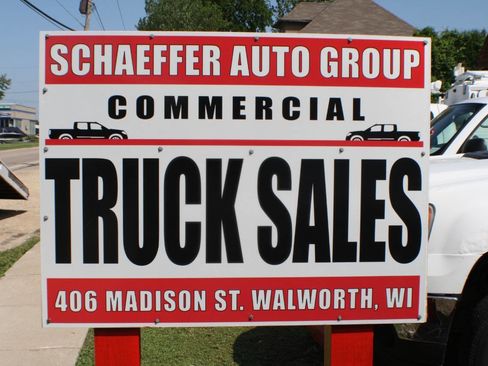 Used 2009 Ford Explorer XLT image 3