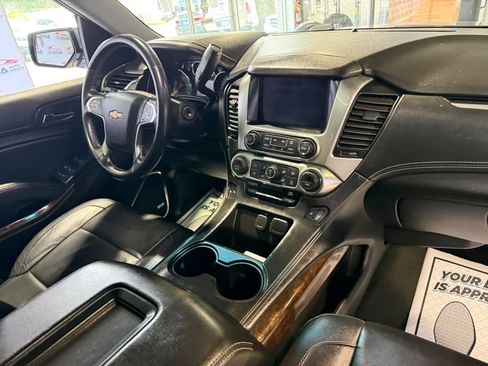 Used 2018 Chevrolet Suburban LT AWD/4WD image 56