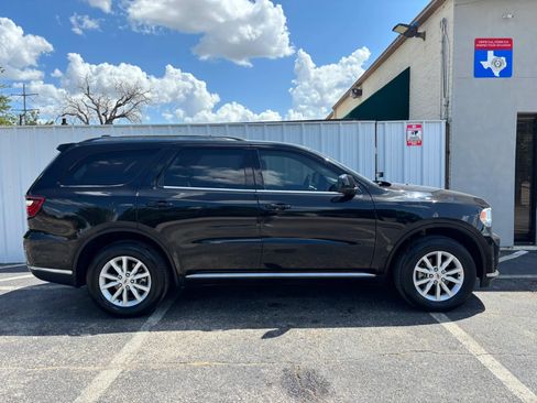 Used 2019 Dodge Durango SXT AWD/4WD image 7