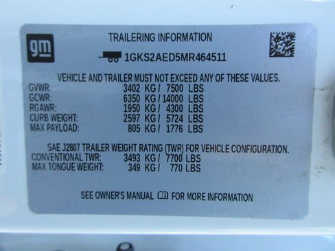 Used 2021 GMC Yukon SLE image 54