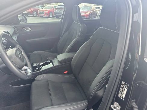 Used 2023 Volvo C40 P8 Recharge Ultimate w/ Protection Package Premier AWD/4WD image 6