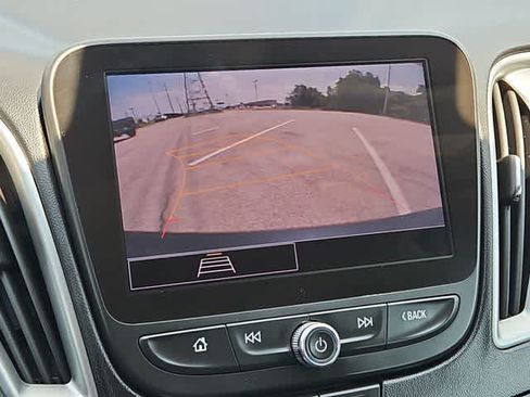 Used 2022 Chevrolet Malibu LS w/ Driver Confidence Package II FWD image 22