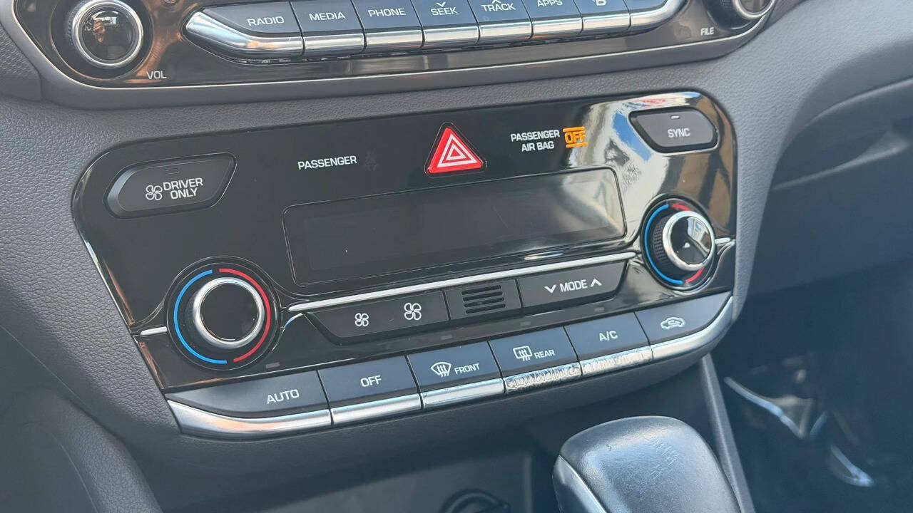 Used 2019 Hyundai Ioniq Limited FWD image 15