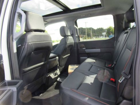 New 2026 Ford F350 Lariat w/ FX4 Off-Road Package image 17