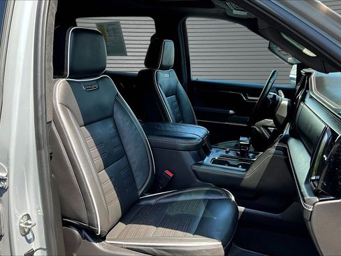 Used 2024 GMC Sierra 1500 AT4X AWD/4WD image 21