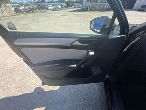 Used 2024 Volkswagen Tiguan S image 13