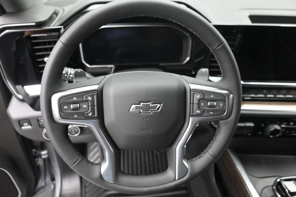 New 2026 Chevrolet Silverado 1500 RST w/ Convenience Package II AWD/4WD image 16