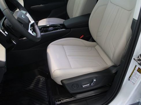 New 2026 Audi Q3 quattro 2.0T AWD/4WD image 9