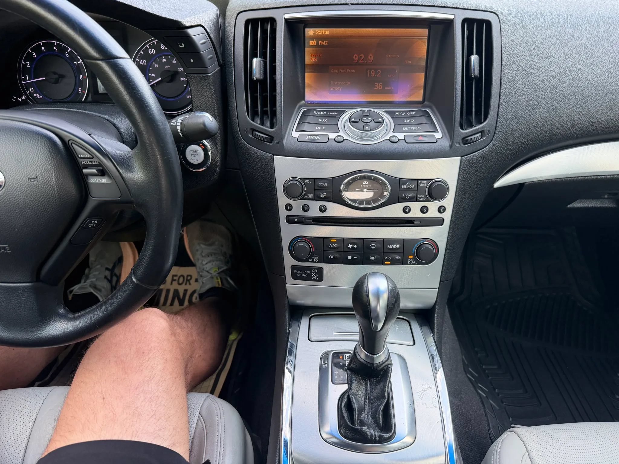 Used 2012 INFINITI G37 Convertible w/ Premium Pkg RWD image 21