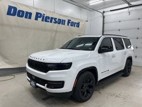 Used 2023 Jeep Wagoneer Series II w/ Convenience Group I image 1