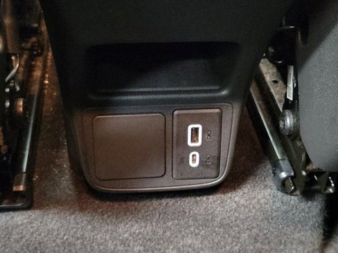 Used 2023 Buick Encore GX Preferred image 13