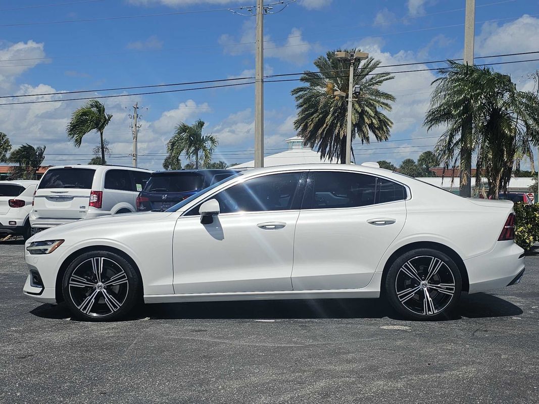 Used 2020 Volvo S60 T5 Inscription FWD image 2