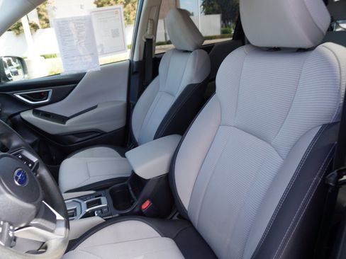 Used 2021 Subaru Forester AWD/4WD image 21