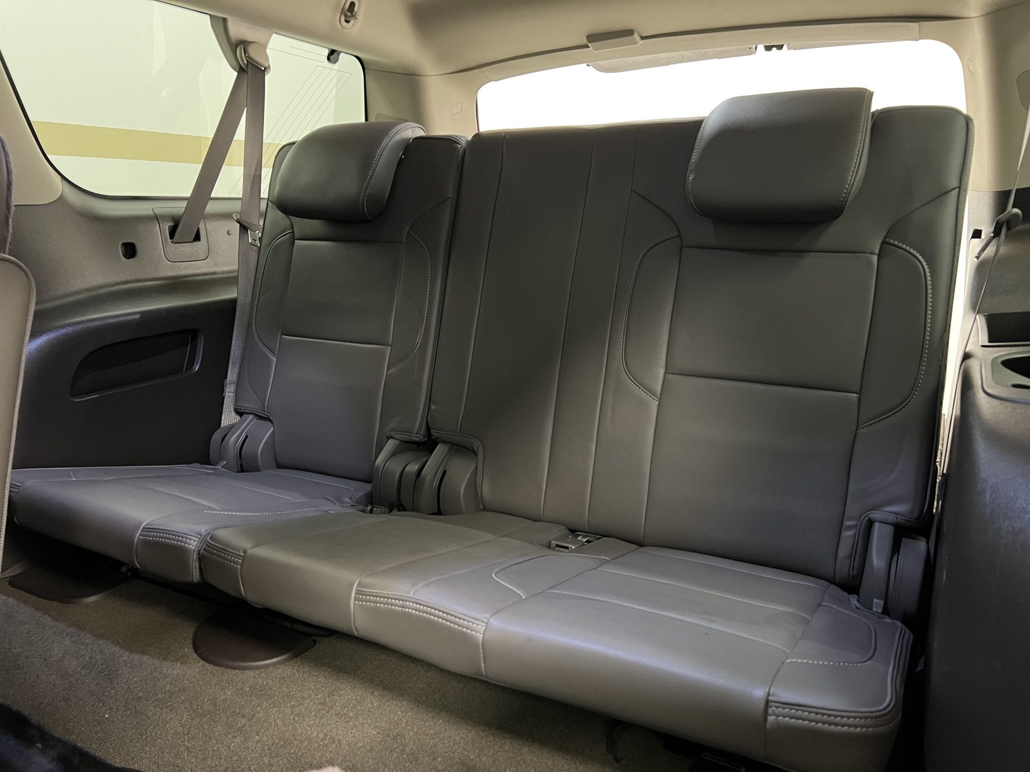 Used 2016 GMC Yukon XL Denali w/ Open Road Package AWD/4WD image 13