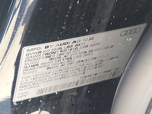 Used 2023 Audi Q8 Premium Plus image 41