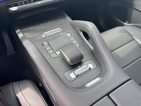 New 2026 Mercedes-Benz GLS 450 4MATIC image 34