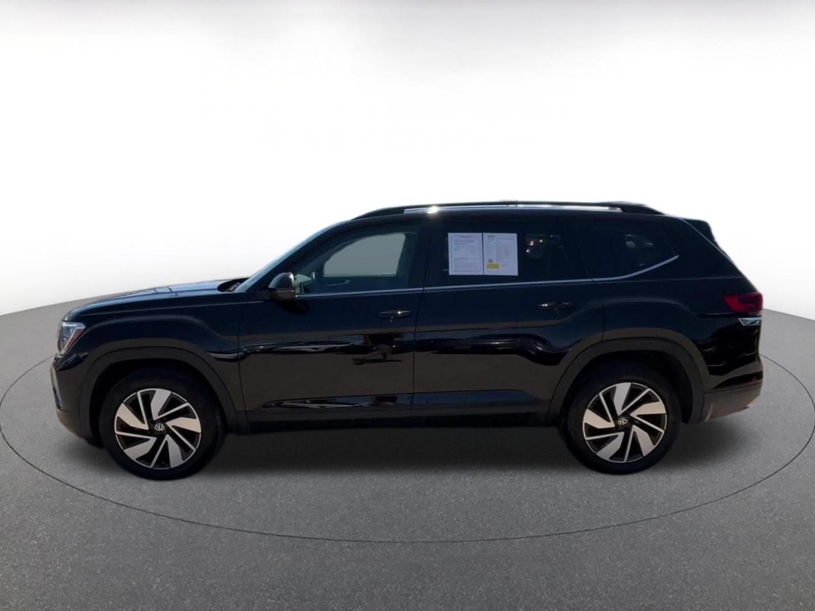 Used 2026 Volkswagen Atlas SE AWD/4WD image 8