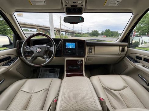 Used 2006 Cadillac Escalade AWD image 15