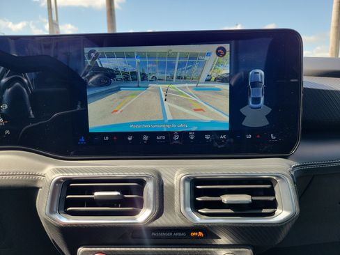 Used 2024 Ford Mustang Premium image 12