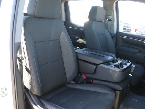 New 2026 GMC Sierra 1500 Elevation image 23