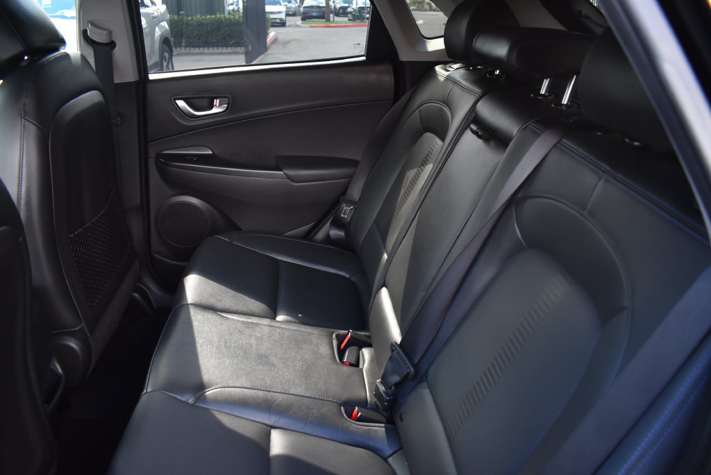 Certified 2023 Hyundai Kona Limited FWD image 16