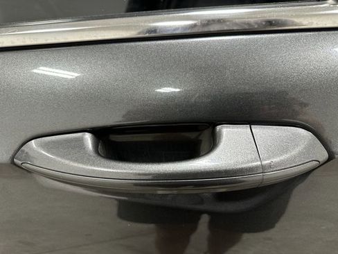 Used 2017 Ford Fusion SE w/ Equipment Group 601A FWD image 13